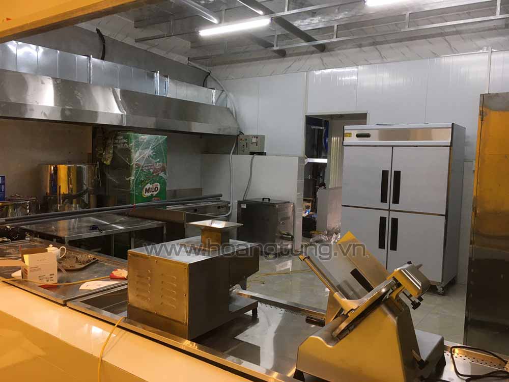 thiet-bi-cua-hang-pho-4